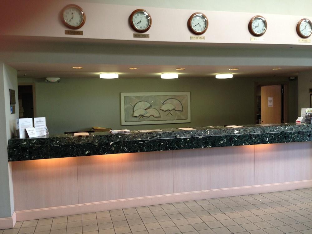Ramada By Wyndham Sunnyvale/Silicon Valley Exterior photo